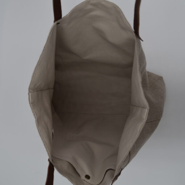 Intérieur sac cabas GRACE J doublure en bachette, avec une poche fermée par pression